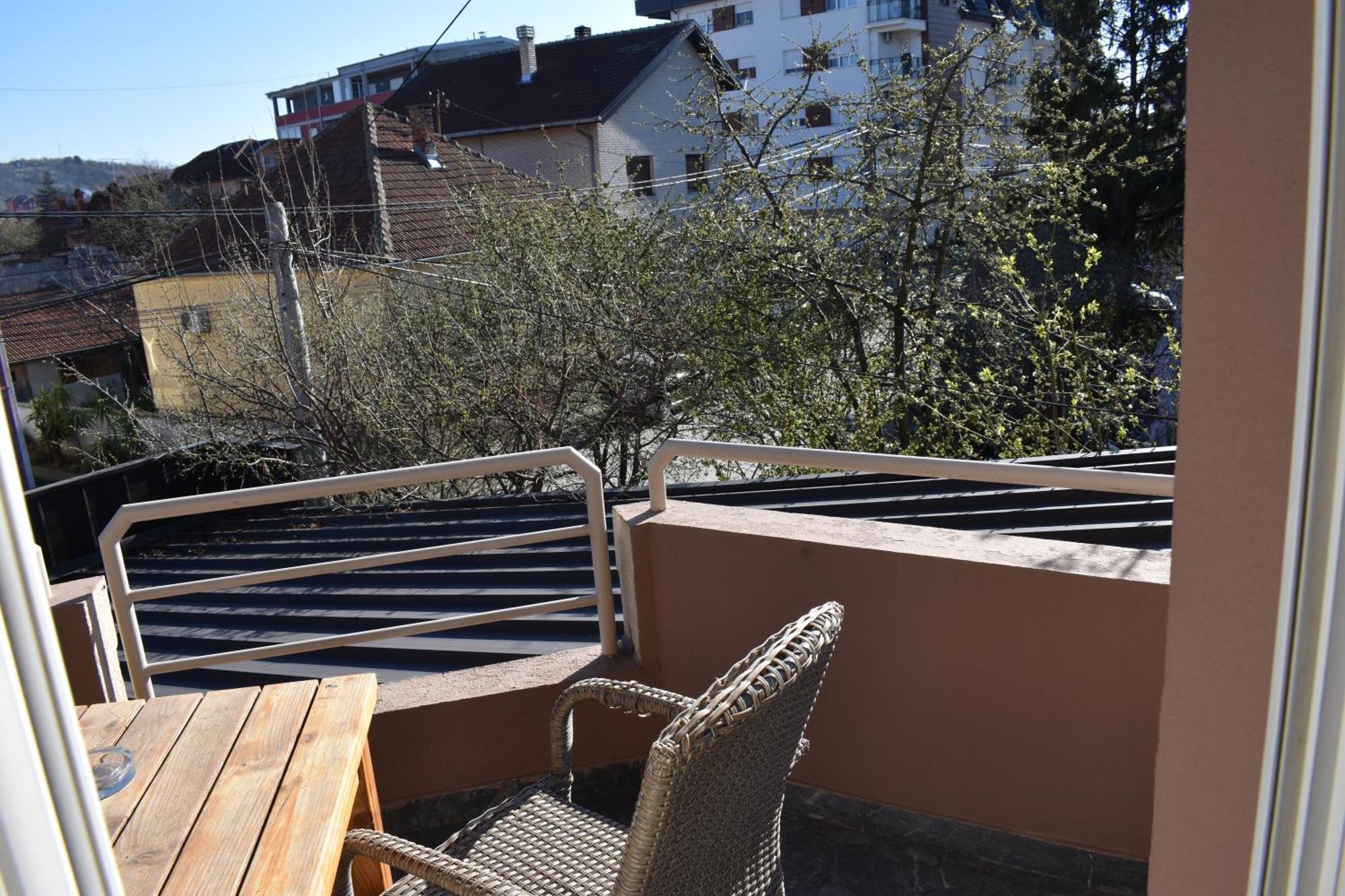 Garni Hotel Lion Jagodina Exterior photo