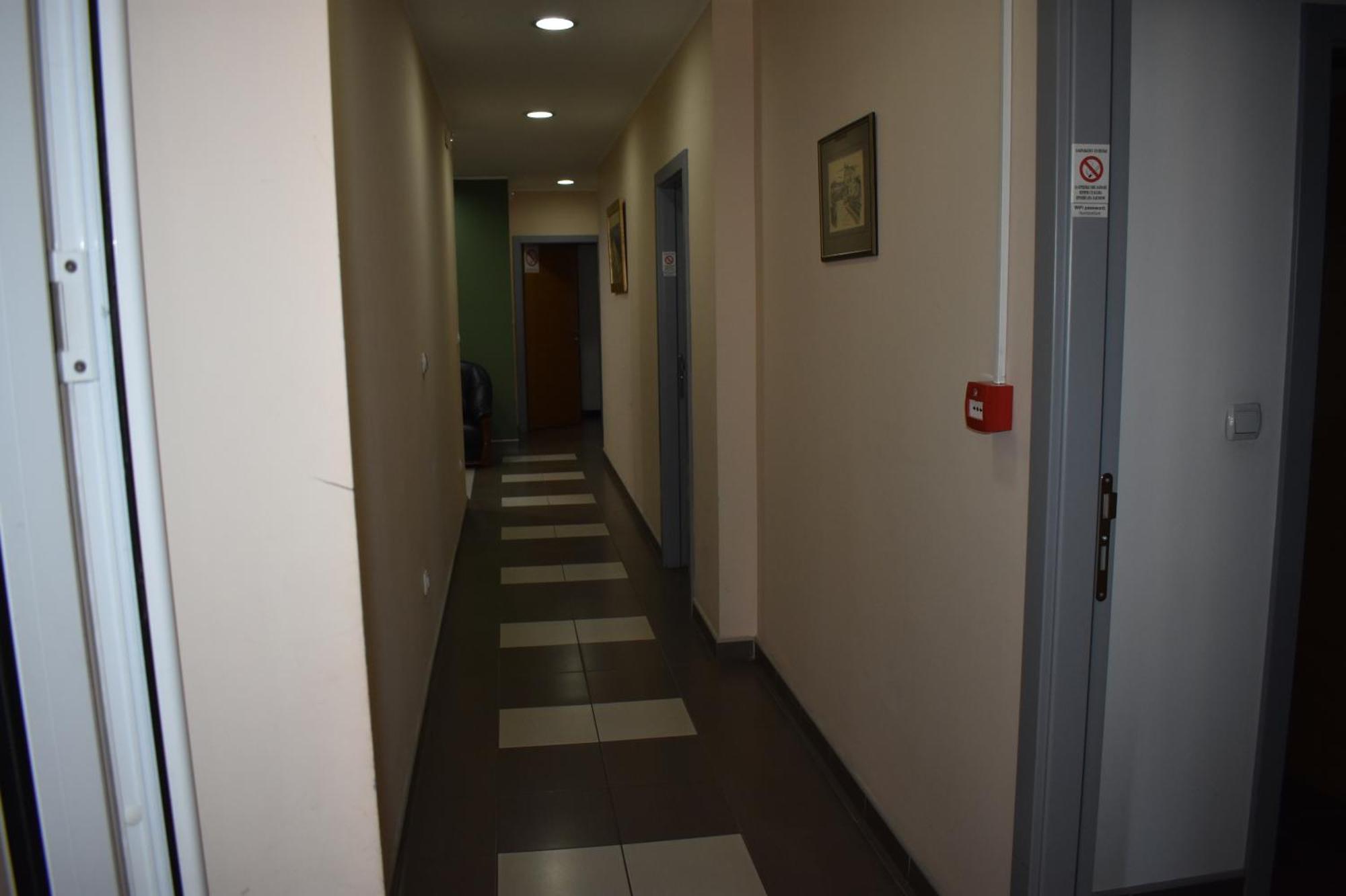 Garni Hotel Lion Jagodina Exterior photo